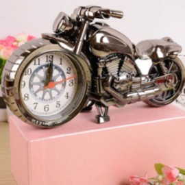 Reloj en forma de motocicleta
